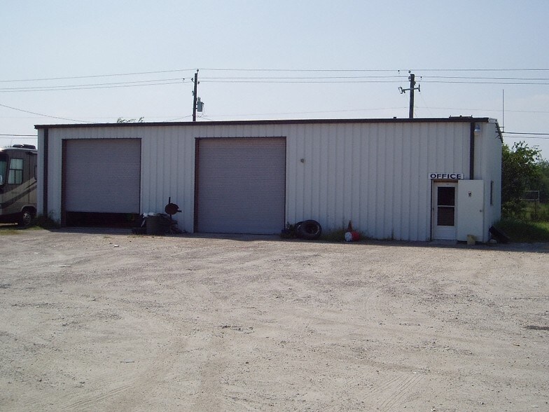 630 McBride Ln, Corpus Christi, TX 78408