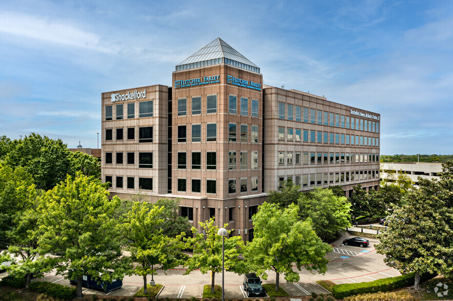 9201 N Central Expy, Dallas, TX for lease - Building Photo - Image 1 of 9