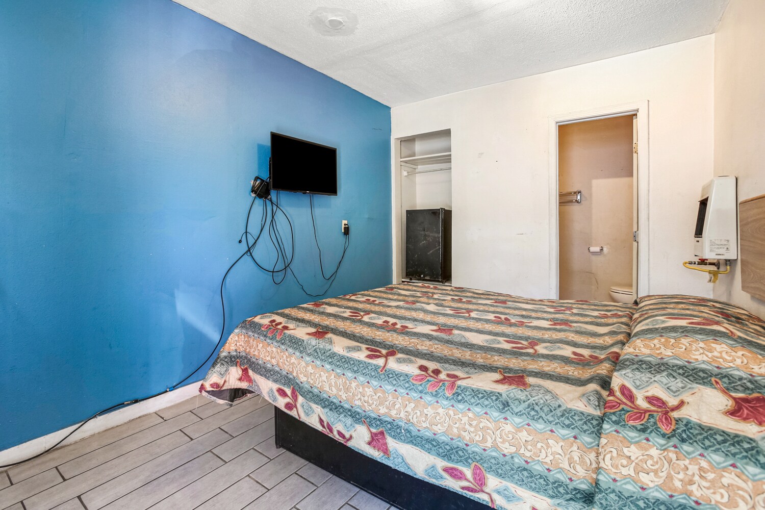 7418 Chef Menteur Hwy, New Orleans, LA 70126 Top Motel