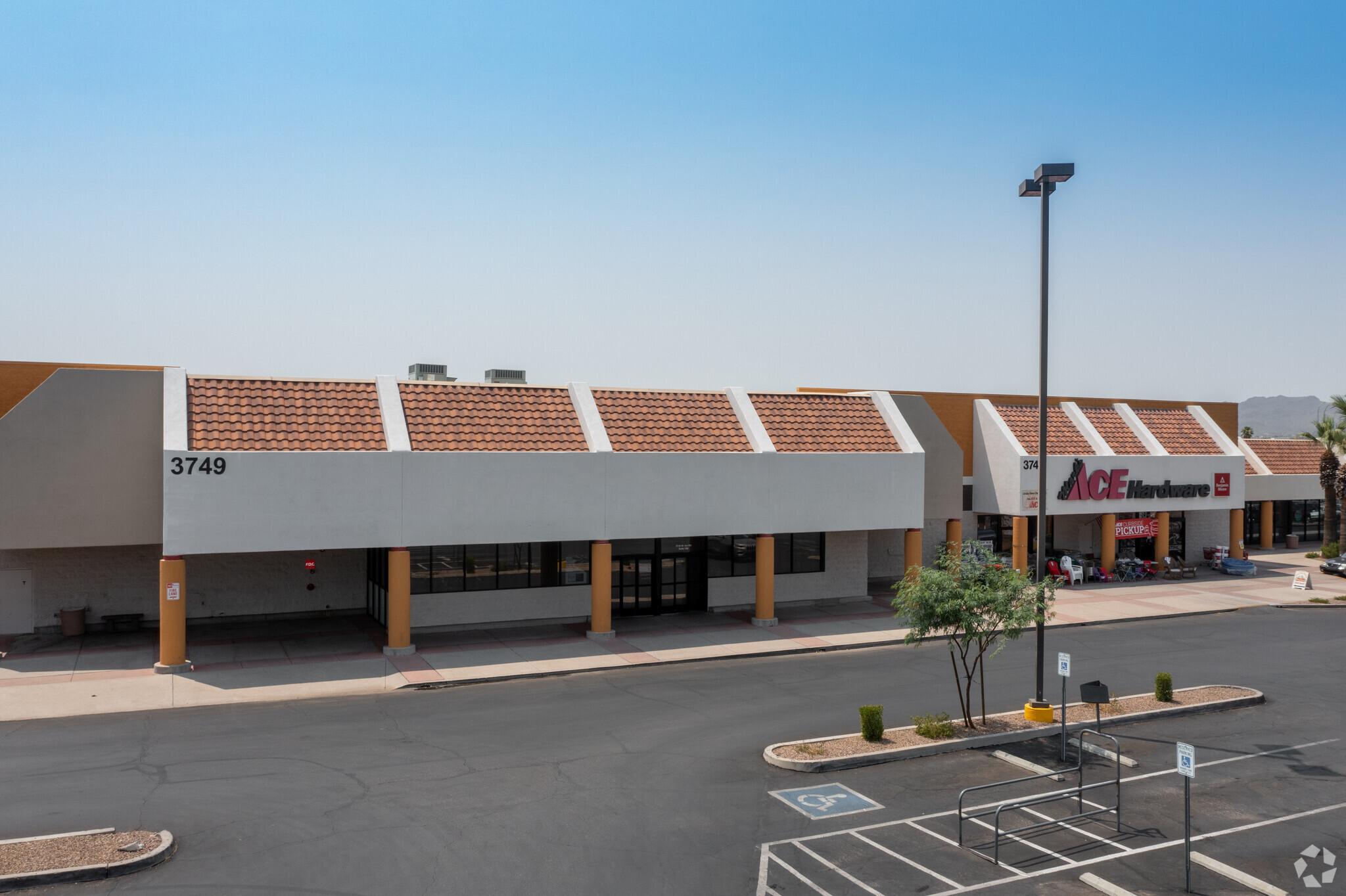 3785 W Ina Rd, Tucson, AZ for lease Building Photo- Image 1 of 7