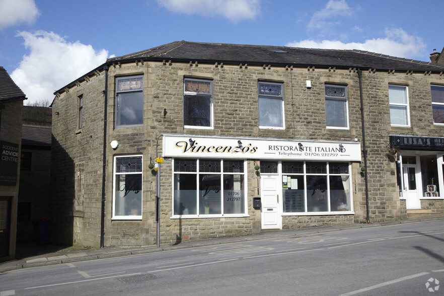 558-560 Burnley Rd, Rossendale for sale - Primary Photo - Image 1 of 3