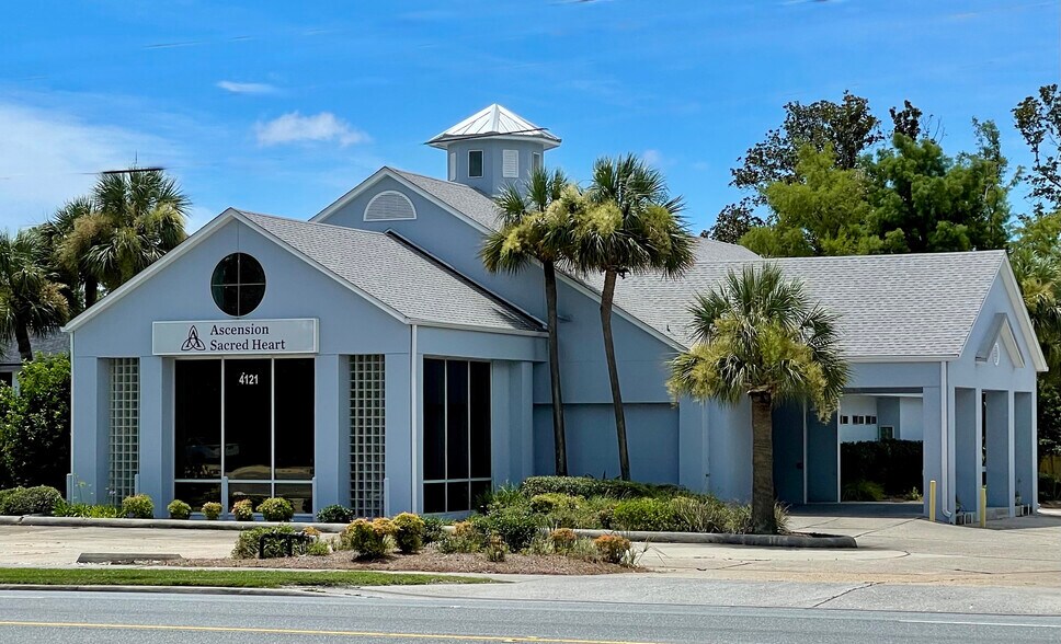 4121 W Us98 Hwy, Panama City, FL 32401