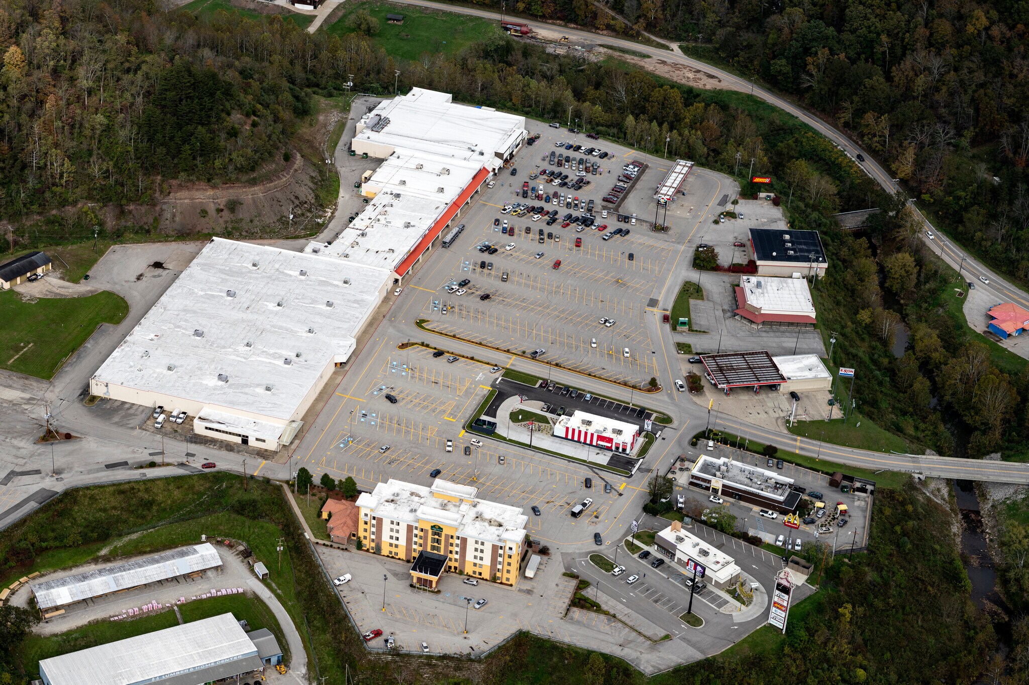 109 Crossings Mall, Elkview, WV 25071 Former Ponderosa Restaurant at