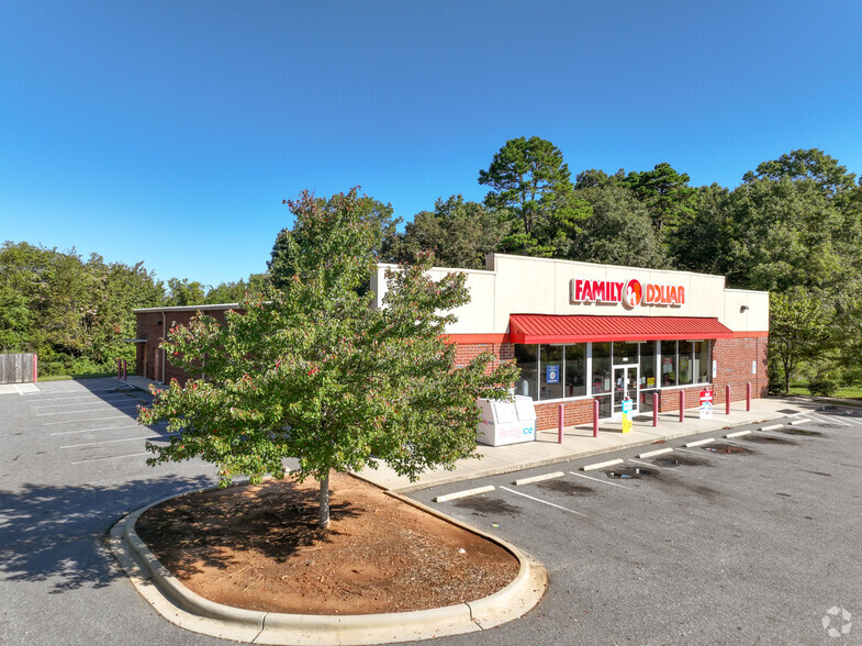 3107 Springs Rd NE, Hickory, NC for lease - Primary Photo - Image 1 of 5