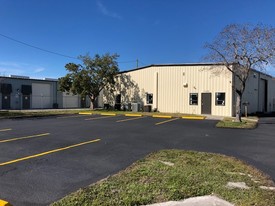 1320 12th St E, Palmetto FL - Warehouse