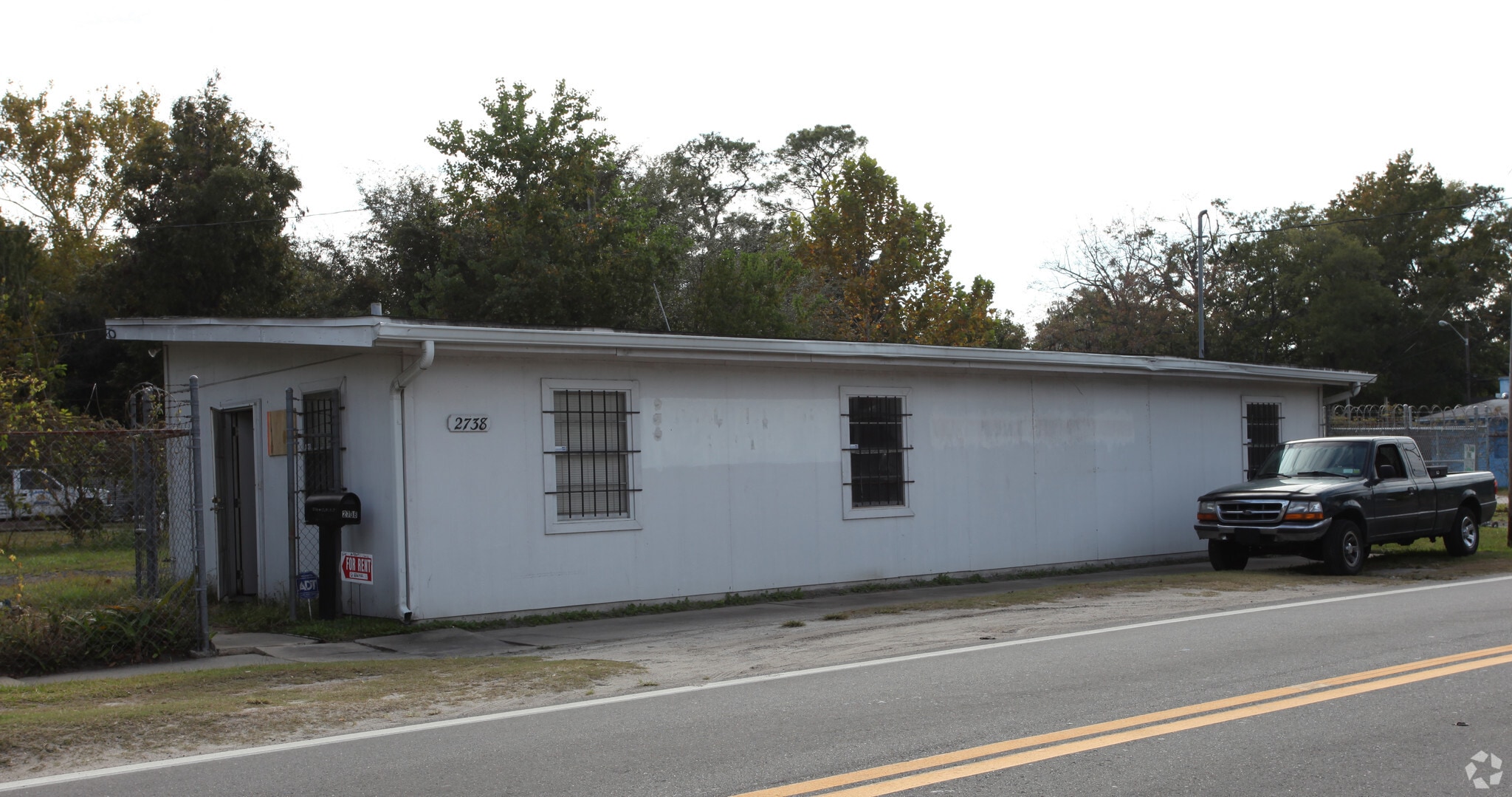 2738 Rosselle St, Jacksonville, FL for lease Primary Photo- Image 1 of 3