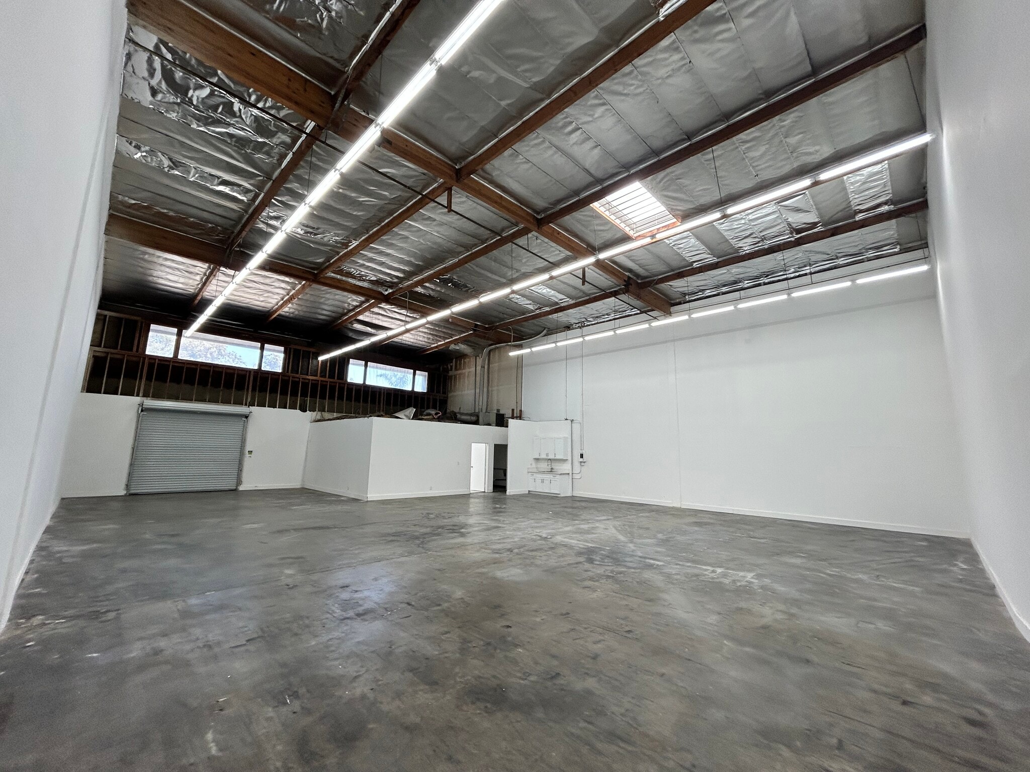 550 Patrice Pl, Gardena, CA for lease Interior Photo- Image 1 of 5