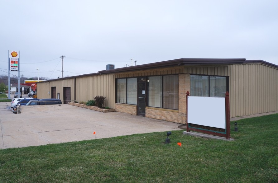 4850 S Old Cheney Rd, Lincoln, NE 68516