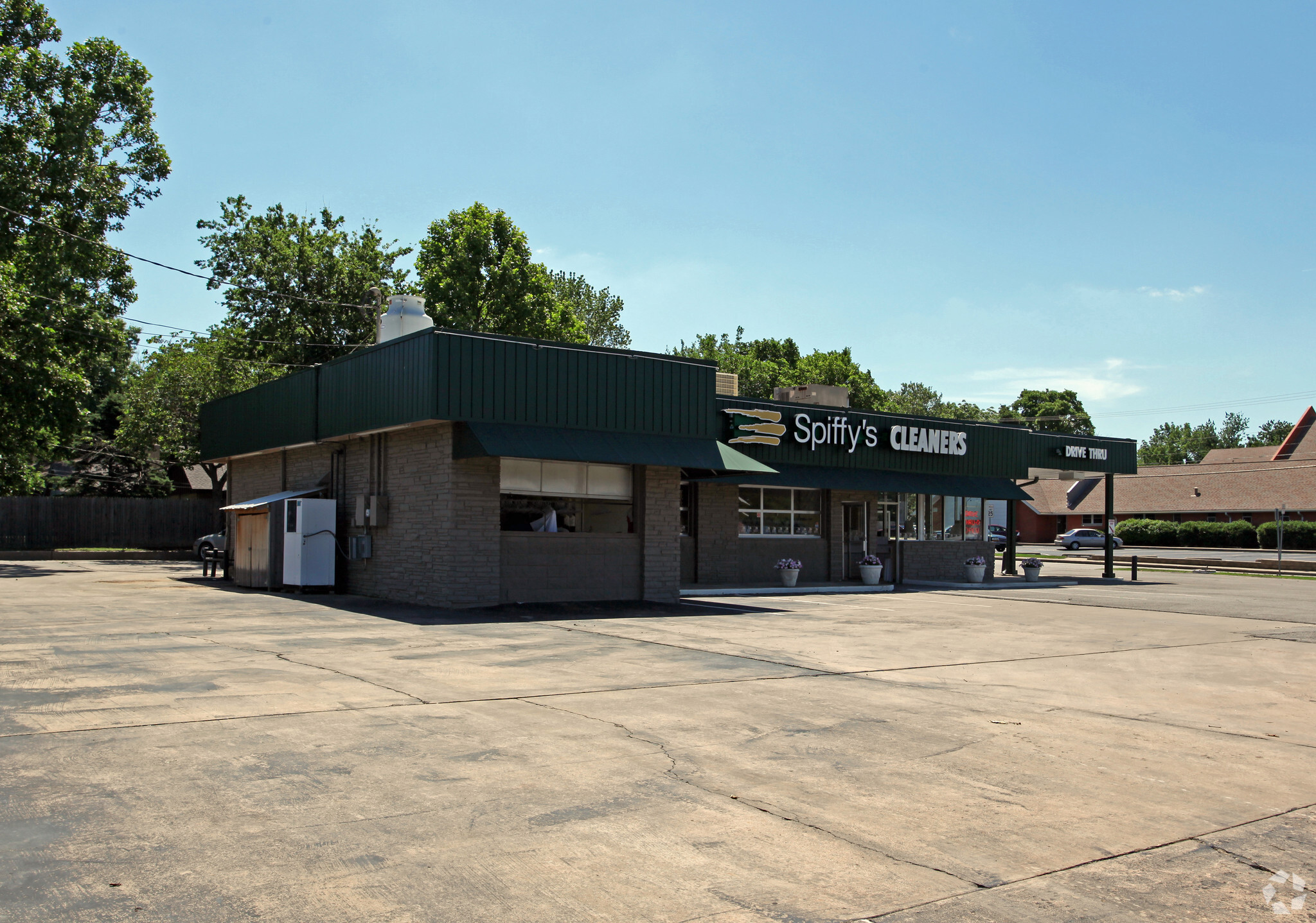 5419 S Harvard Ave, Tulsa, OK for sale Primary Photo- Image 1 of 1