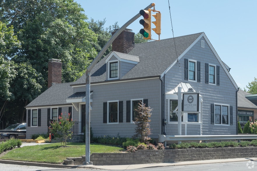 90 Glen Cove Rd, Greenvale, NY for sale - Primary Photo - Image 1 of 1