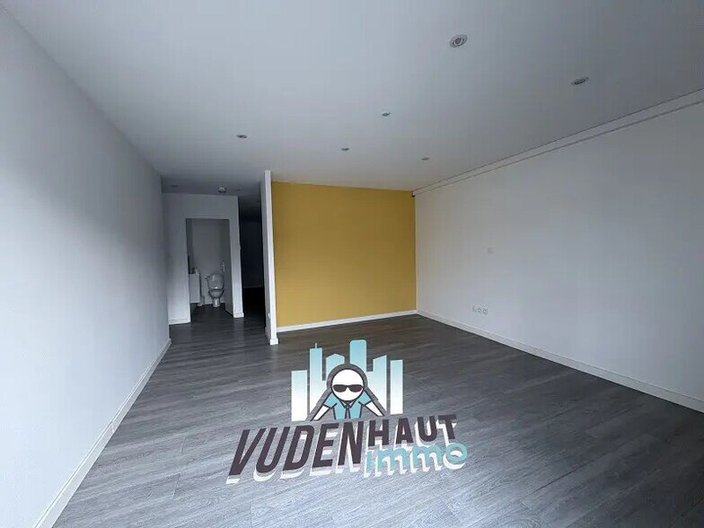 Office in Fonbeauzard for lease - Interior Photo - Image 3 of 9