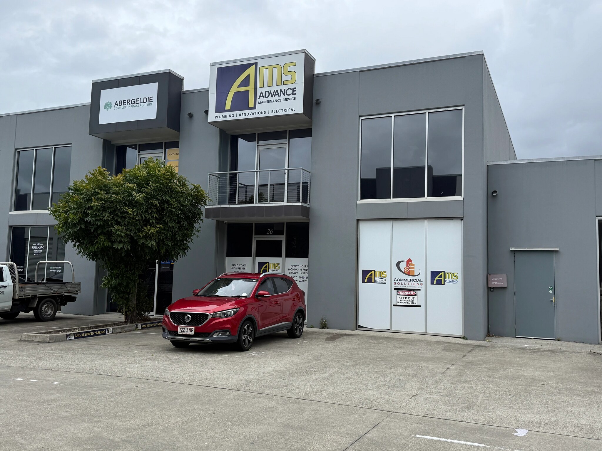 28 Burnside Rd, Ormeau for lease Primary Photo- Image 1 of 2
