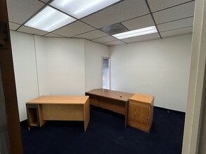 24404 S Vermont Ave, Harbor City, CA for lease Interior Photo- Image 2 of 4