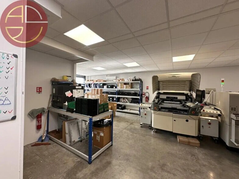 Industrial in Montrabé for lease - Interior Photo - Image 1 of 4