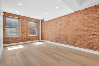 132-138 Mulberry St, New York, NY for sale Interior Photo- Image 2 of 25