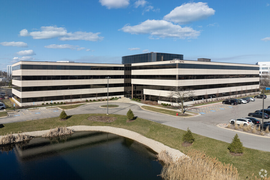 570 Lake Cook Rd, Deerfield, IL for lease - Building Photo - Image 1 of 7