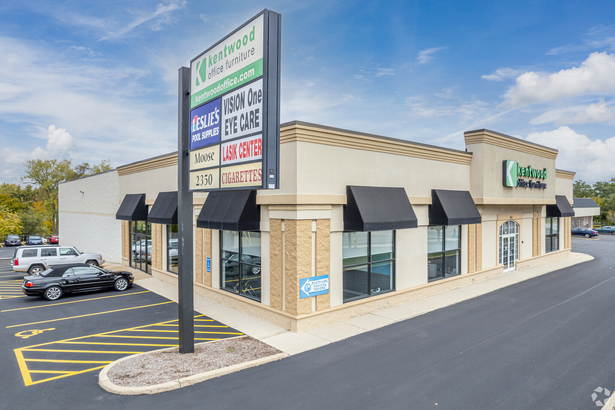 310-330 W Roosevelt Rd, Lombard, IL for lease Building Photo- Image 1 of 13