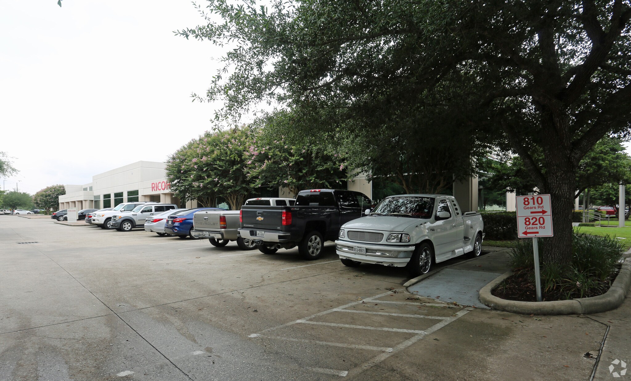 820 Gears Rd, Houston, TX 77067 Greens Crossing II