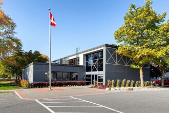 1891-1941 Robertson Rd, Ottawa, ON for lease Building Photo- Image 1 of 3