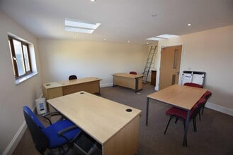 Winchcombe Rd, Guiting Power for lease Interior Photo- Image 2 of 2