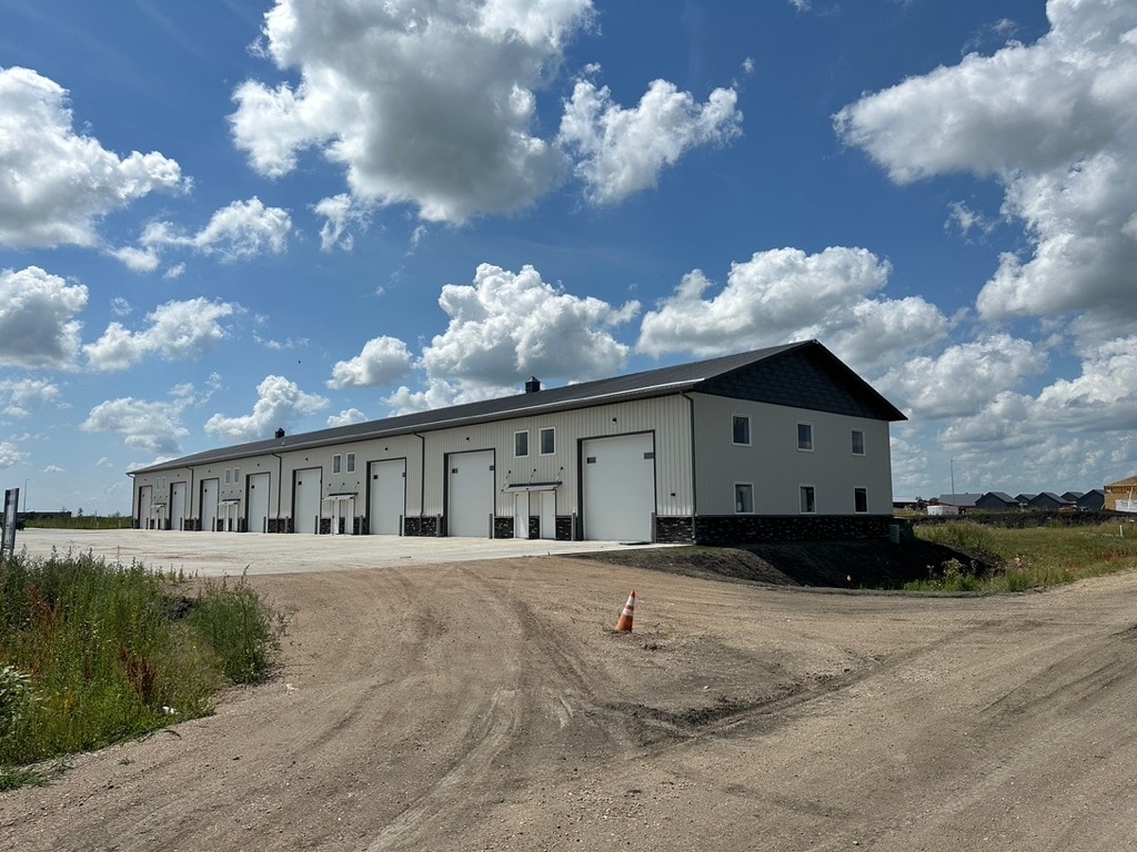 9815 Industrial Dr, Horace, ND for lease Building Photo- Image 1 of 2