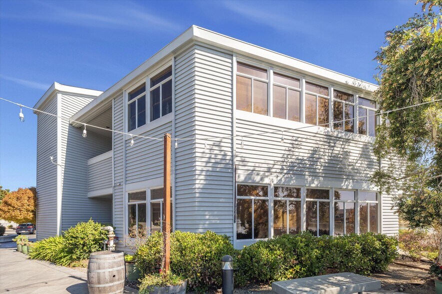 370-390 Bridge Pky, Redwood City, CA for lease - Building Photo - Image 3 of 23