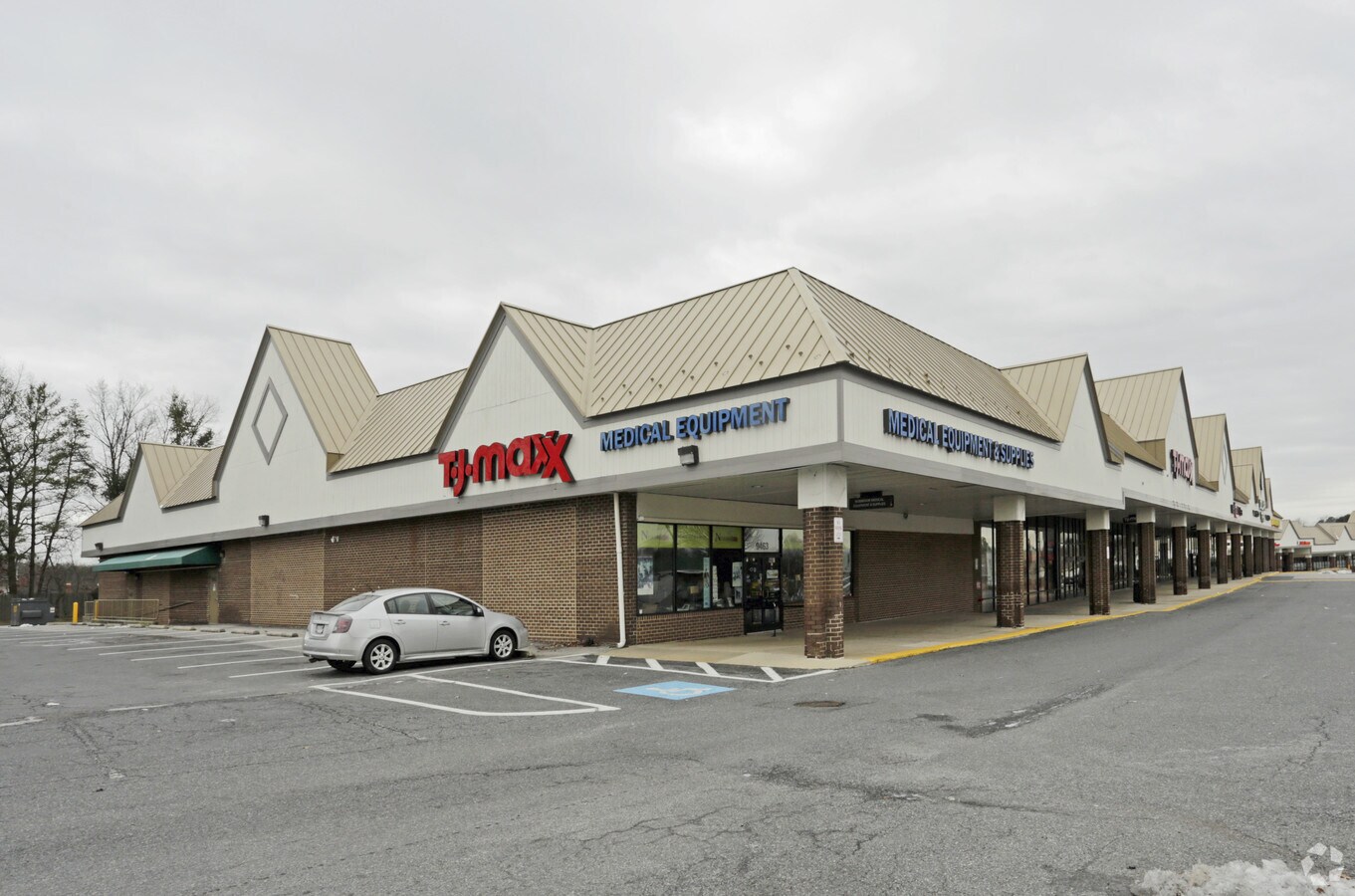 93219463 Annapolis Rd, Lanham, MD 20706