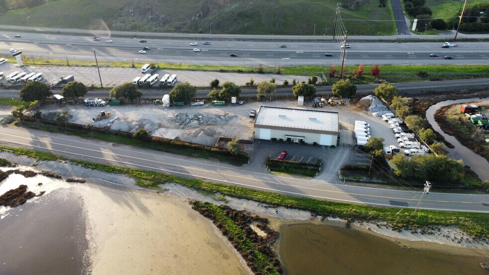 8001 Binford Rd, Novato, CA 94945