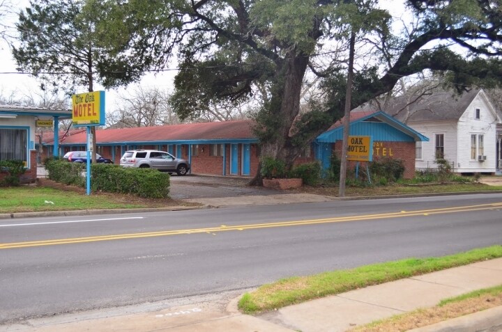 227 S Jefferson St, La Grange, TX for sale Primary Photo- Image 1 of 1