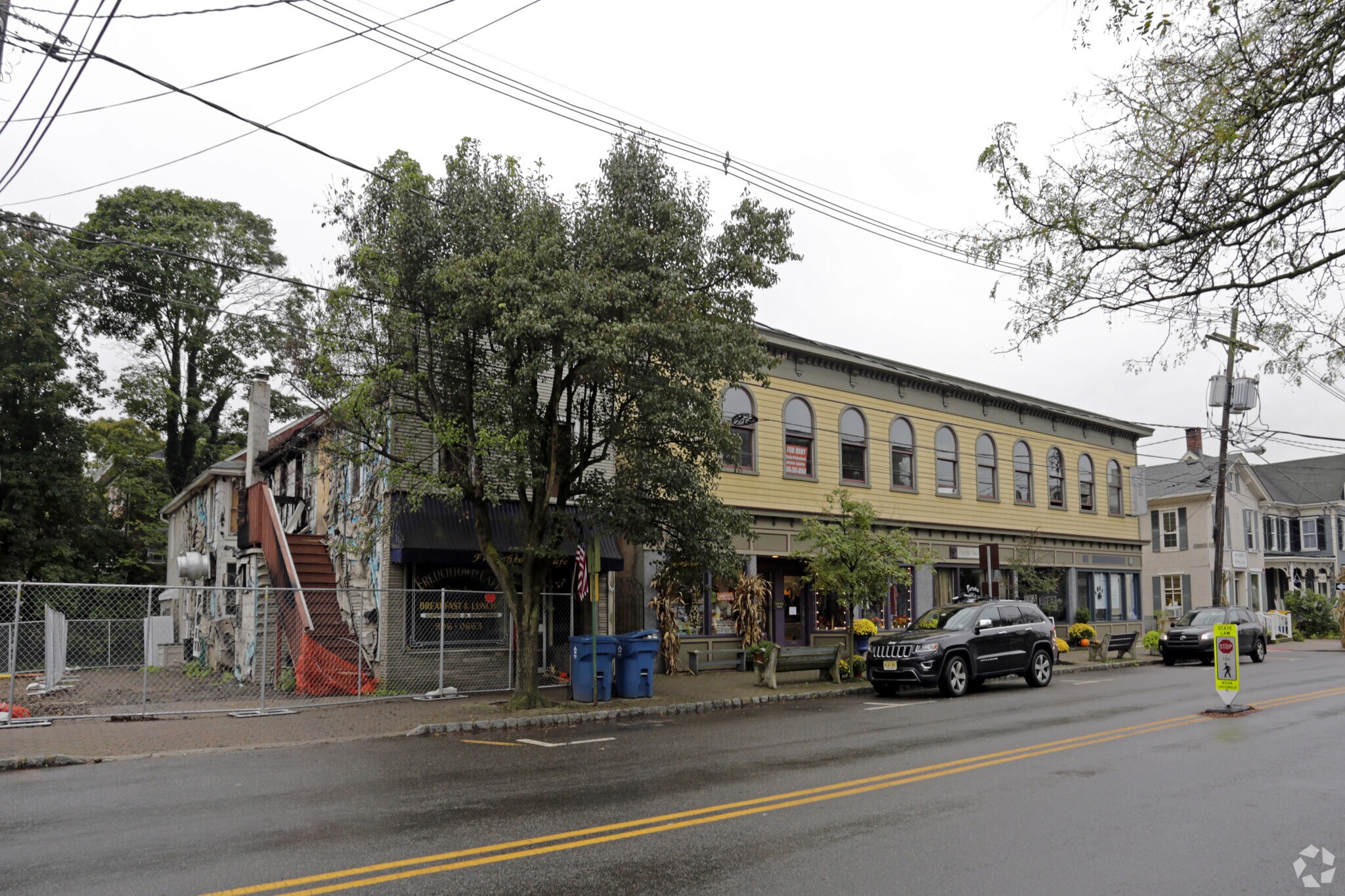 34-40 Bridge St, Frenchtown, NJ for sale Primary Photo- Image 1 of 1