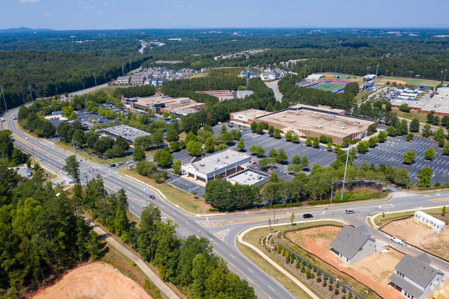 2350 Holcomb Bridge Rd, Roswell, GA for sale - Aerial - Image 2 of 4