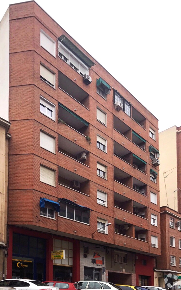 Calle Santos Martires, 10, Talavera de la Reina, Toledo for sale Primary Photo- Image 1 of 1