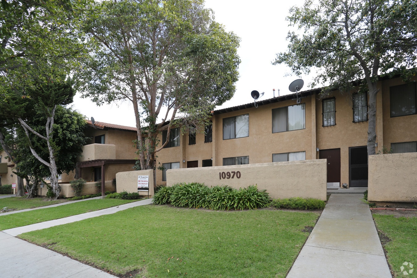 10970 Del Norte St, Ventura, CA 93004