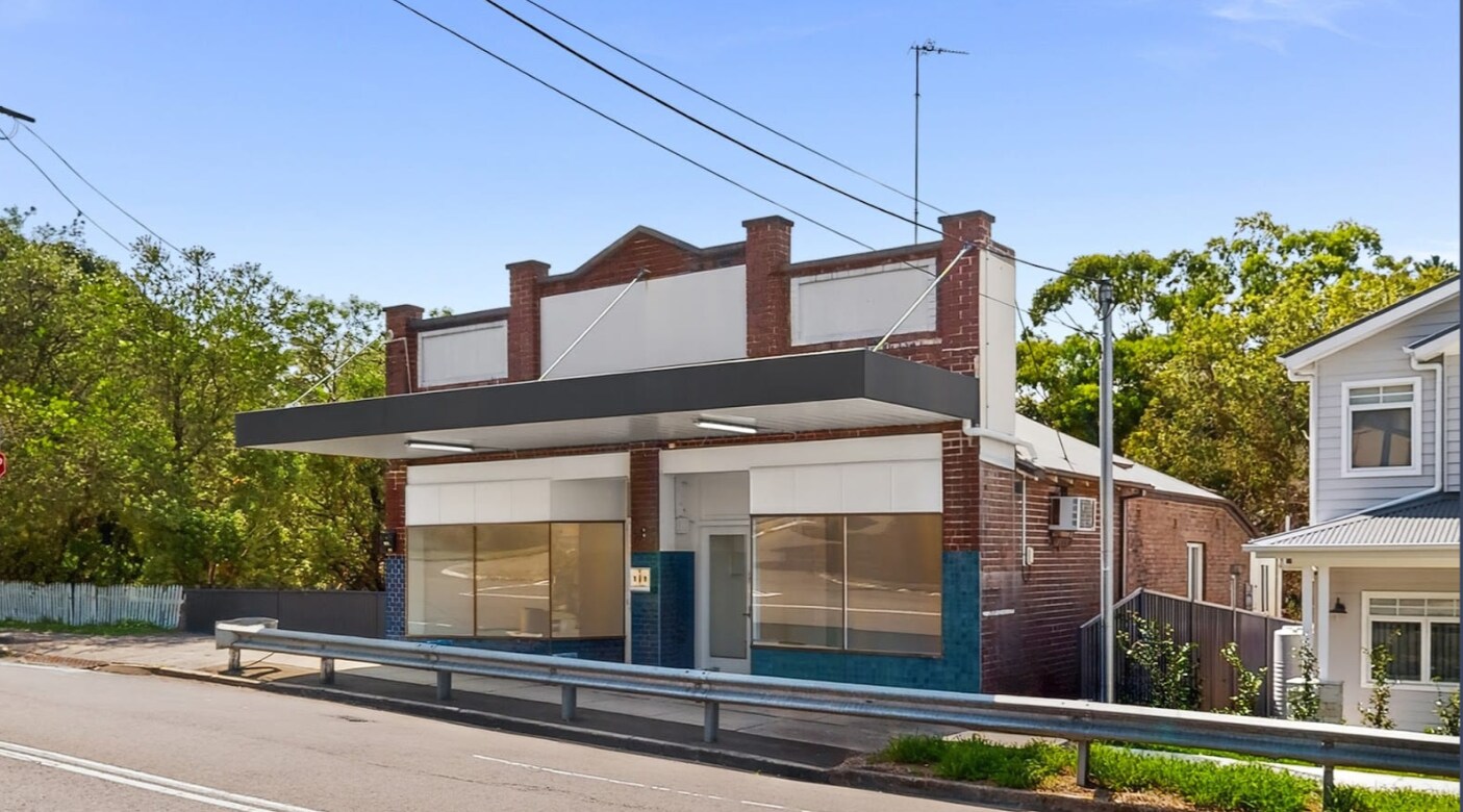 169 Morrison Rd, Putney for sale Primary Photo- Image 1 of 2