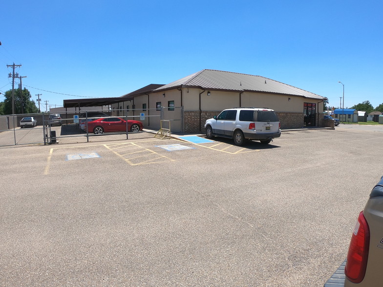 1633 N Prince St, Clovis, NM for sale - Building Photo - Image 3 of 5