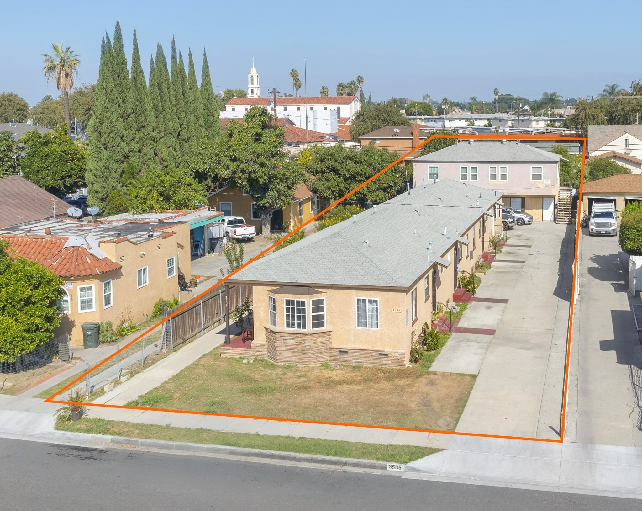 3535 Los Flores Blvd, Lynwood, CA for sale Primary Photo- Image 1 of 10