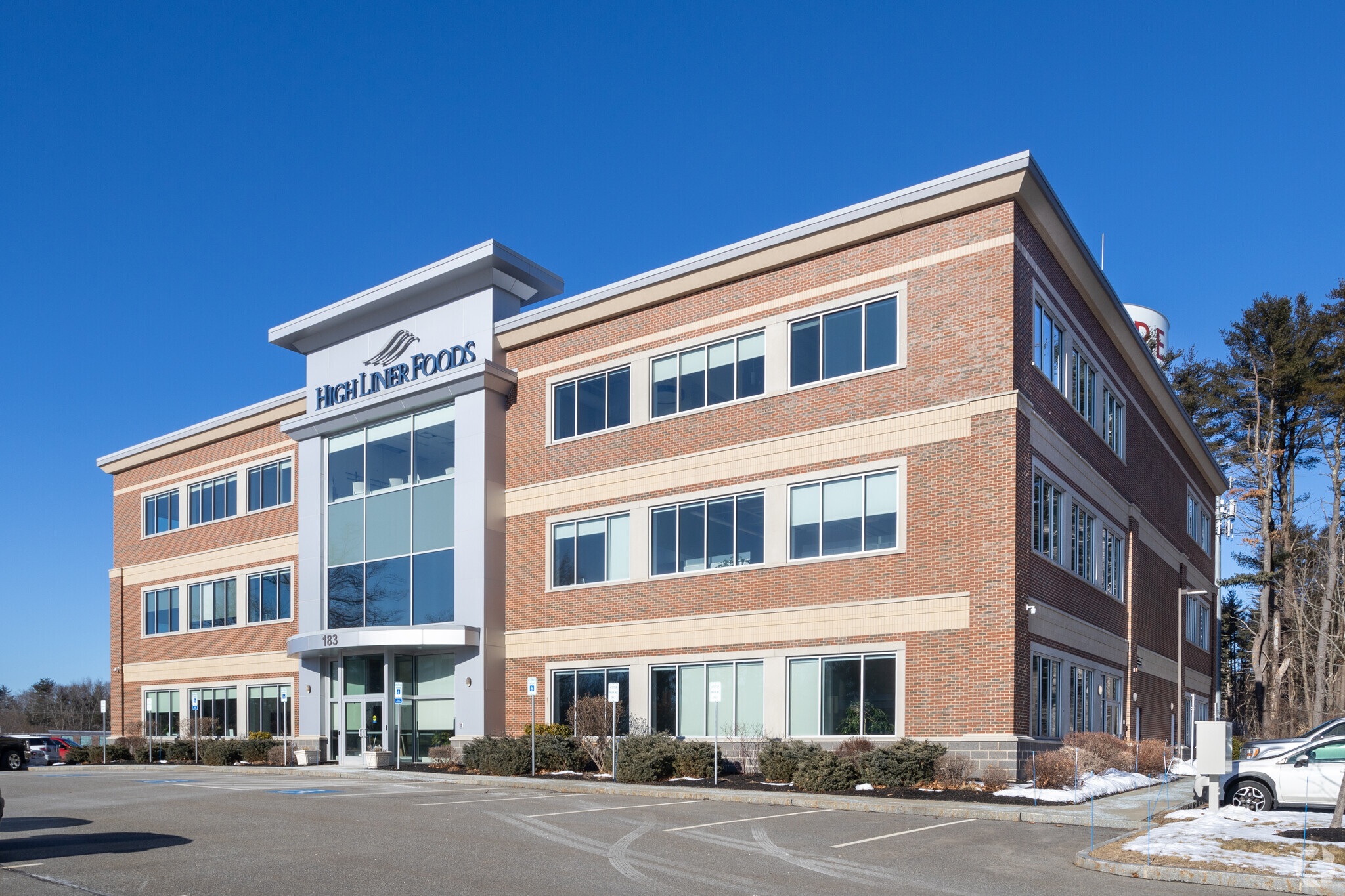 183 International Dr, Portsmouth, NH for lease Primary Photo- Image 1 of 5