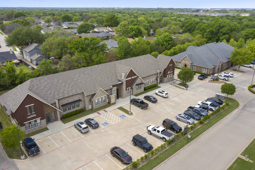 4315 Windsor Centre Trl, Flower Mound, TX for lease - Building Photo - Image 2 of 4