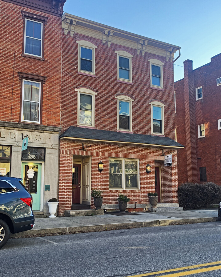 47-49 W Main St, Mechanicsburg, PA 17055 | LoopNet