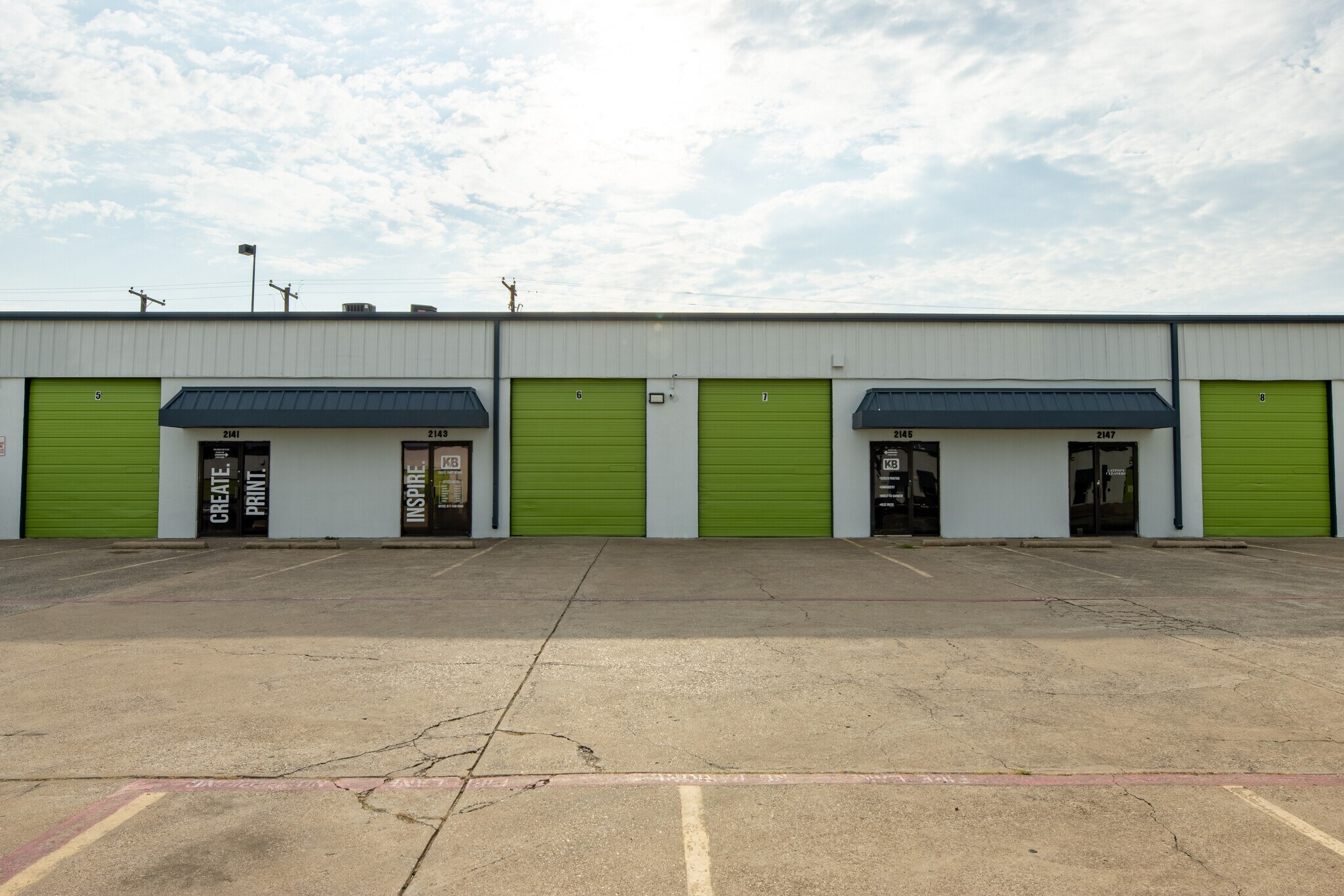 2131-2163 Corzine Dr, Arlington, TX for lease Building Photo- Image 1 of 10