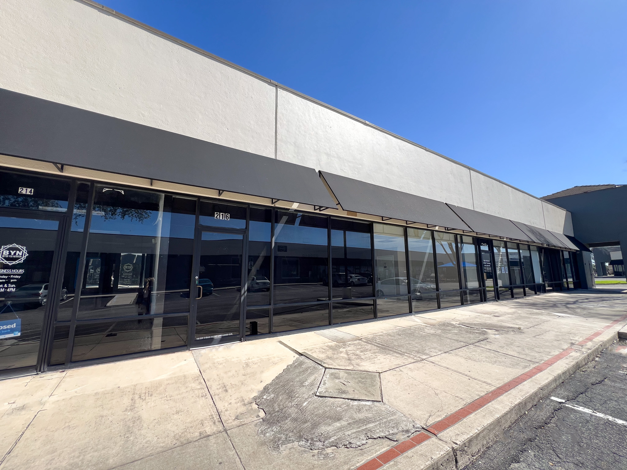 1305 SW Loop 410, San Antonio, TX for lease Building Photo- Image 1 of 5