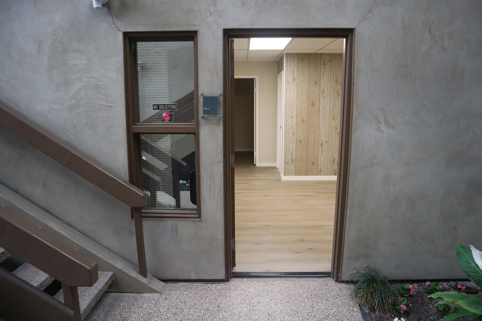 15052 Springdale St, Huntington Beach, CA for lease Interior Photo- Image 1 of 9