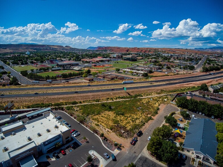 590 S 1000 E, Saint George, UT for sale - Aerial - Image 3 of 5