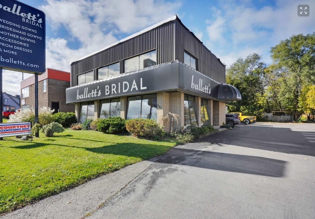 221 Wharncliffe Rd S, London, ON for sale Primary Photo- Image 1 of 1