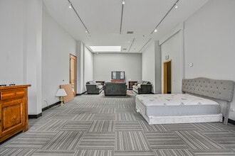 901-933 4th Ave, San Diego, CA for lease Interior Photo- Image 1 of 5