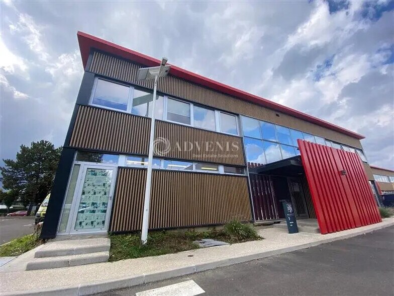 Flex in Bonneuil-sur-Marne for lease - Building Photo - Image 1 of 5