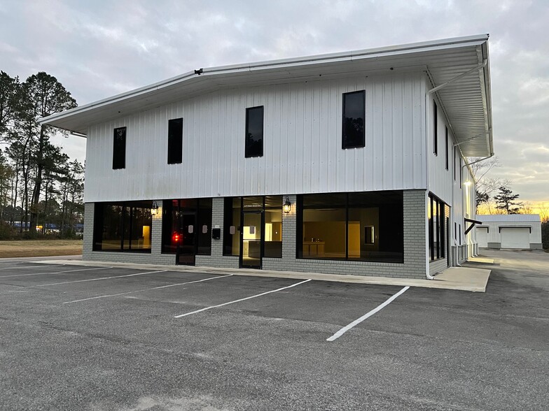 619 Main Street Ext, Moncks Corner, SC for lease - Building Photo - Image 1 of 30