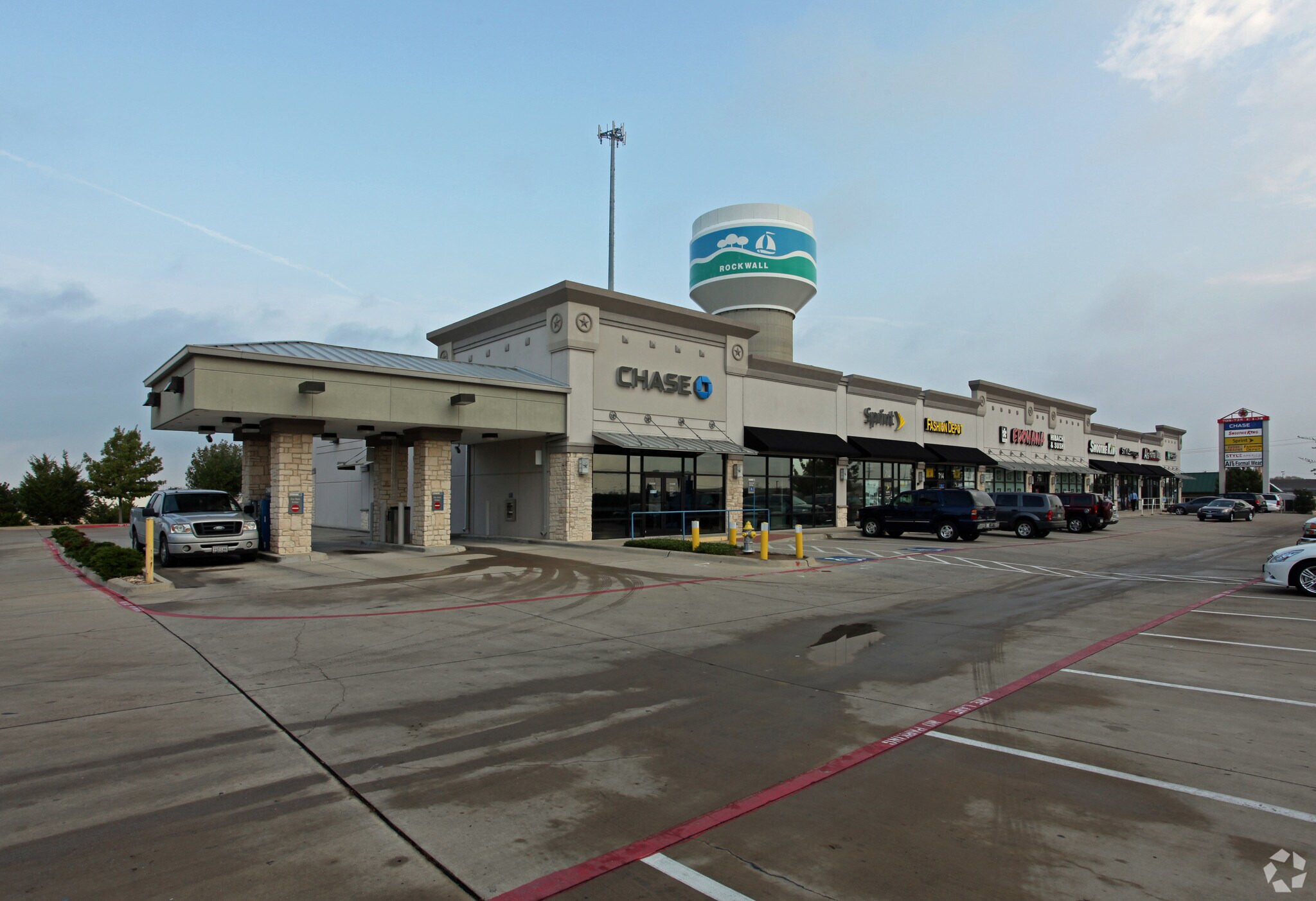 708 E Interstate 30, Rockwall, TX 75087 Shafer Plaza