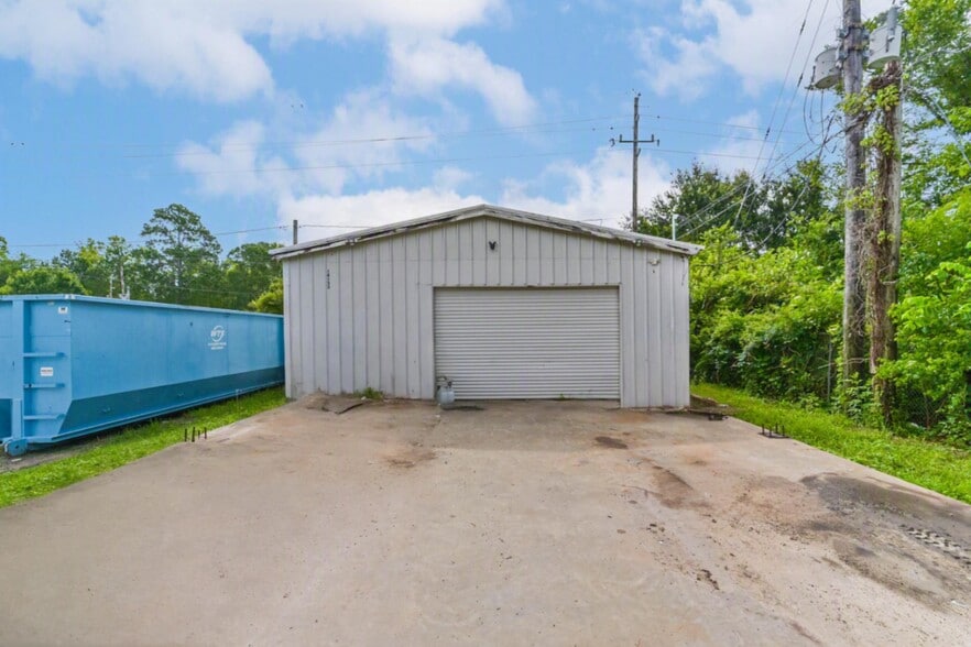 14133 Ravendale Rd, Humble, TX for sale - Building Photo - Image 1 of 18