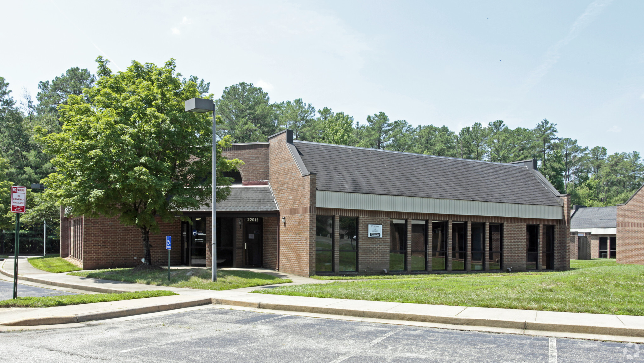 2201 E Parham Rd, Henrico, VA for lease Building Photo- Image 1 of 10